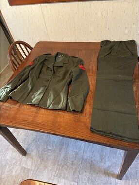 USMC Marine Corp Uniform Women’s 14S Alpha Coat/ 12S Pants 100% Wool Vietnam